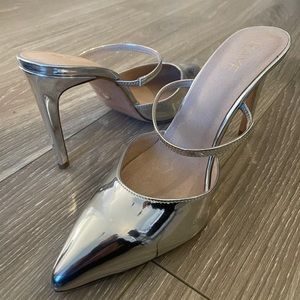 RAYE Burley Heel - NWT